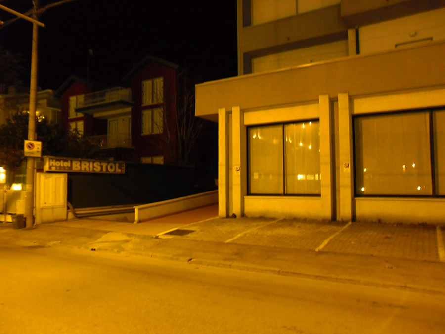 Os hotéis fantasma de Rimini