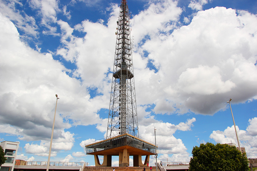 Céu de Brasília - Torre de TV!